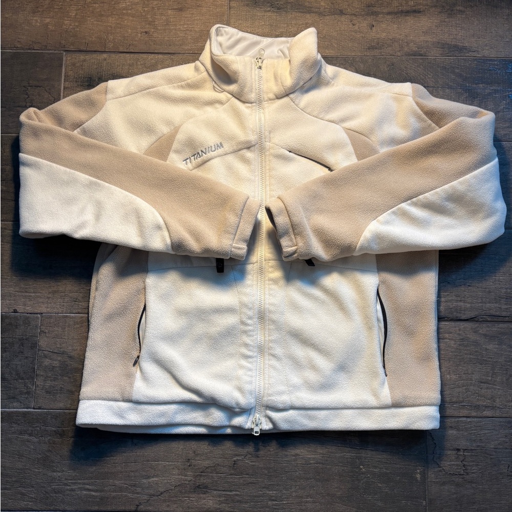 Columbia Women's Fleece Jacket in Cream and Tan